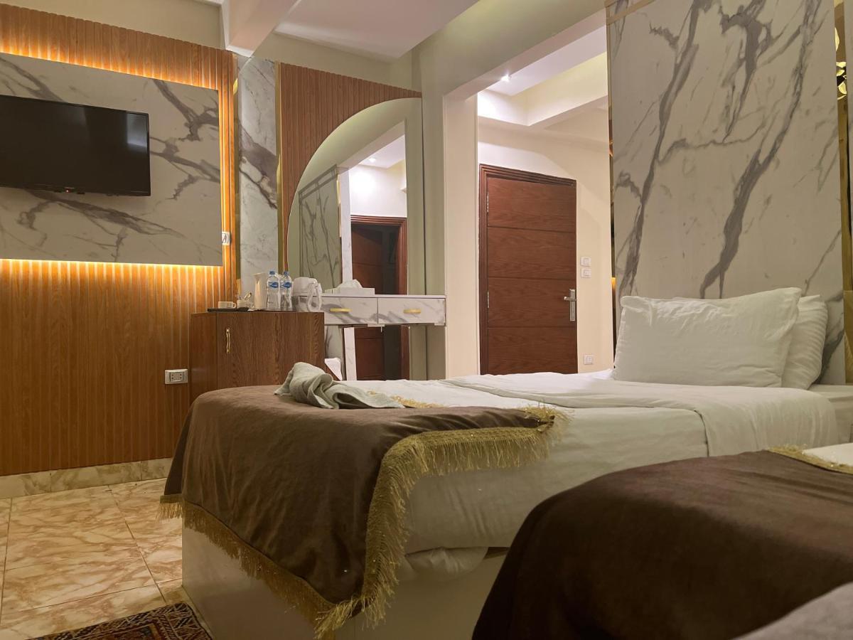 Pyramids Top Success Result Kafrat al Jabal Luaran gambar